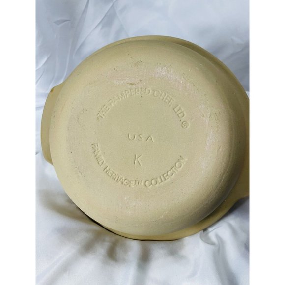 Pampered Chef Family Heritage Stoneware USA Large Heavy 12" Mixing & Baking Bowl - Picture 3 of 8